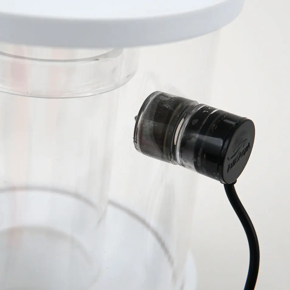 SkimmerSensor_Installed_Closeup.webp