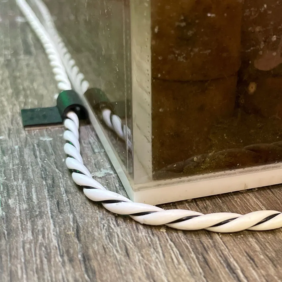 RopeLeakSensor_MountingClip_2.webp